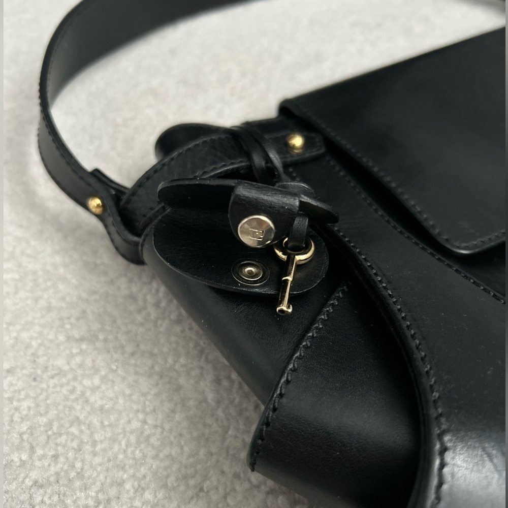 ❗️SOLD❗️ FENDI Y2K Grande Tuc Nero Black Leather Gold Lock Bag - Picture 6 of 12